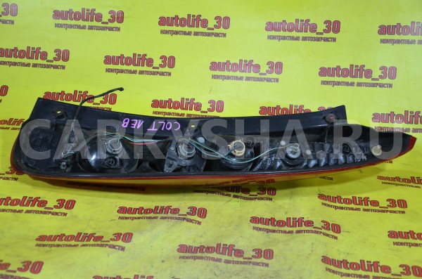 Фонарь задний левый Mitsubishi Colt 