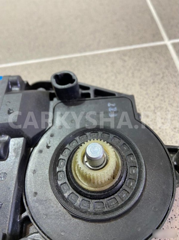 Стеклоподъемник задний правый Porsche Cayenne 2006 Porsche Cayenne оригинальный номер 3D0959794F