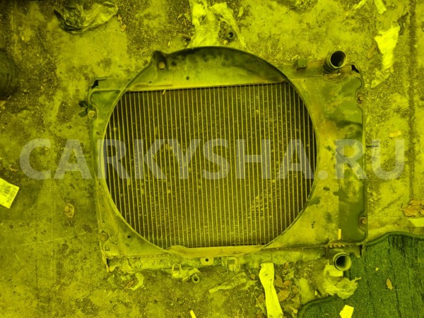 Радиатор охлаждения Nissan Vanette 