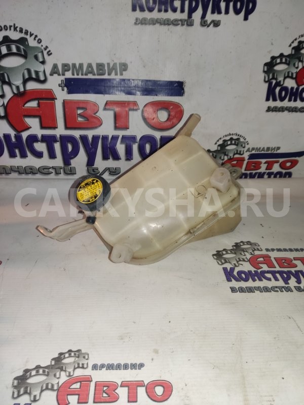 Расширительный бачок Toyota Prius 