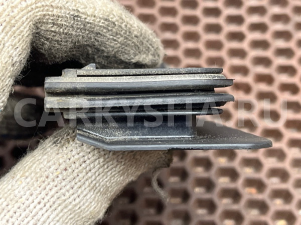 Кронштейн проводки двигателя BMW 5er оригинальный номер 12 52 1 427 293, 12 52 1 427 293, 12521427293, 1427293