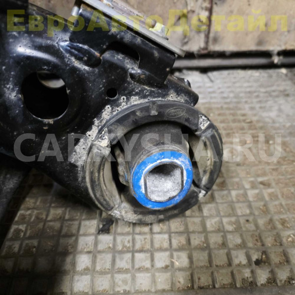 Подрамник задний Land Rover Defender 2 (L663) Land Rover Defender оригинальный номер LR146898