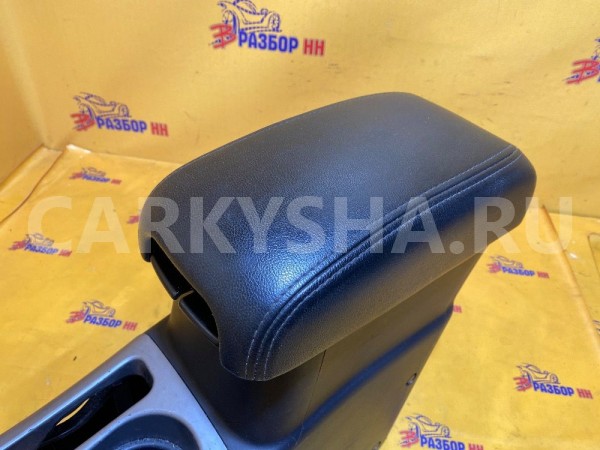 Подлокотник Citroen C-Crosser Citroen C-Crosser оригинальный номер 7589PV