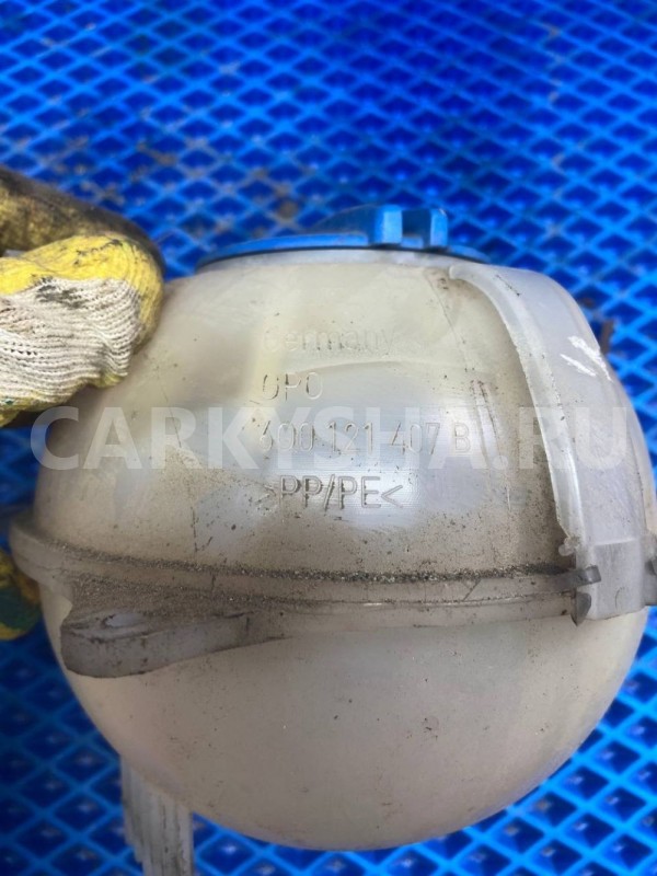 Бачок расширительный Volkswagen Polo V (2009—2015) Volkswagen Polo оригинальный номер 600121407B