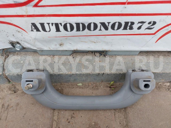 Ручка внутренняя правая Hyundai Getz Hyundai Getz оригинальный номер 853421C050