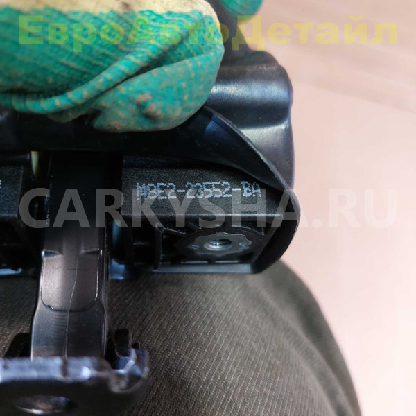Ограничитель передней двери Range Rover L460 L461 Land Rover Range Rover оригинальный номер LR181161