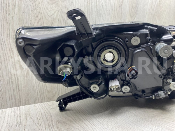 Фара левая Toyota Land Cruiser Prado 150 Toyota Land Cruiser оригинальный номер 8118560J20