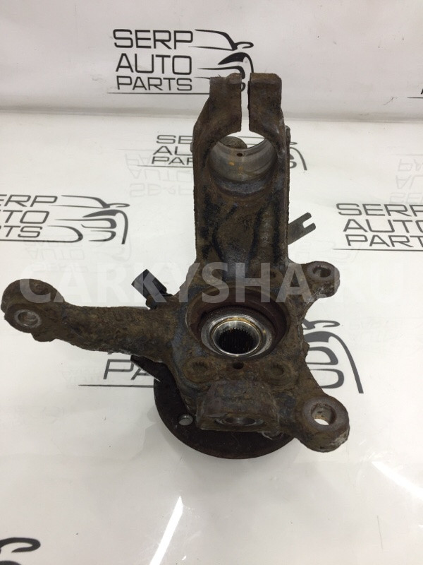 Поворотный кулак левый Skoda Octavia A5 1.8 CDAB Skoda Octavia 