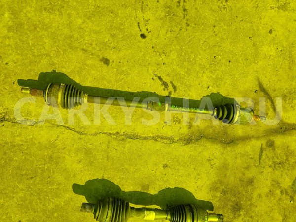 Привод Mitsubishi Grandis оригинальный номер MR580449