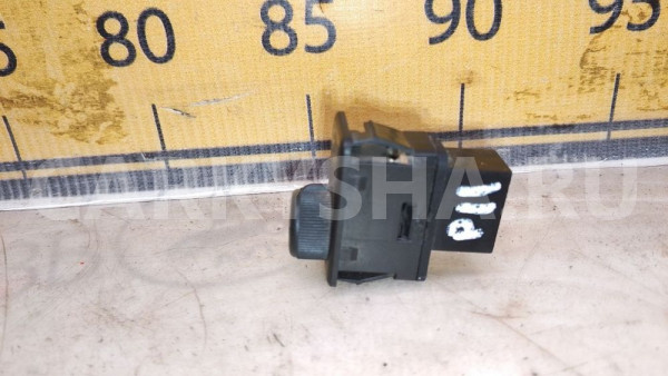 Кнопка корректора фар Nissan Primera P11 GA16DE Nissan Primera 