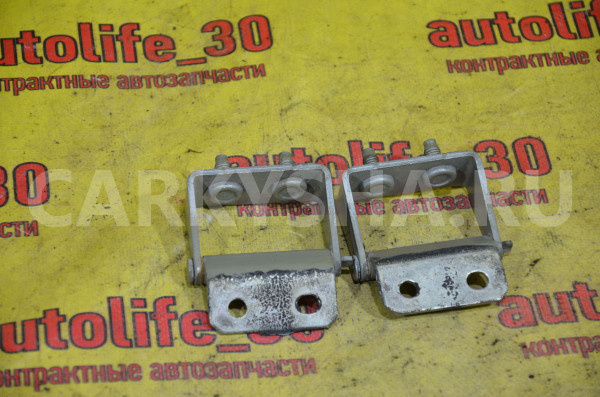 Петля крышки багажника Nissan Qashqai оригинальный номер 90400AV730