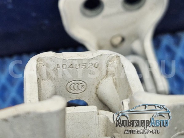 Петля двери задней левой  Pajero 4 2015 ПАРА Mitsubishi i оригинальный номер MR964926