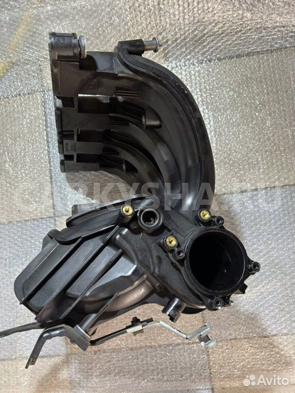 Впускной коллектор BMW 1 E87 N46B20 2007 BMW 1er оригинальный номер 11 61 7 560 235
