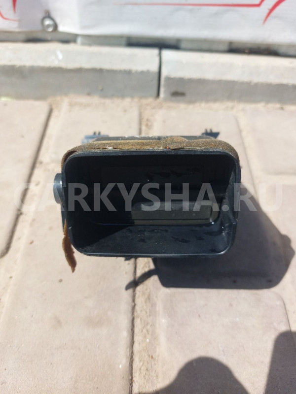 Дефлектор воздушный левый  Toyota Avensis (T 270) Toyota Avensis оригинальный номер 5566005100