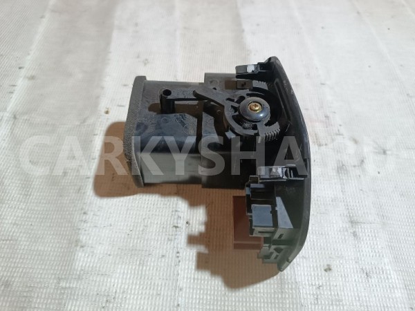 Дефлектор воздушный Mitsubishi Dingo 