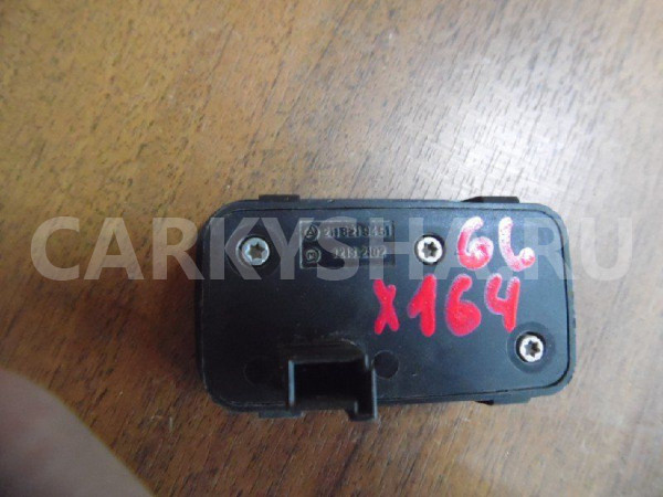 Кнопка закрывания багажника Mercedes-Benz GL-класс X164 (2006—2009) Mercedes-Benz G-klasse оригинальный номер A2118219451