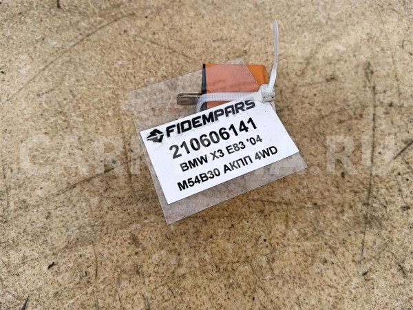 Название детали Реле Модель BMW X3 E83 BMW X3 оригинальный номер 61361378238