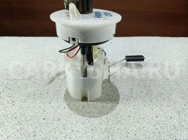 Насос топливный Ford Fiesta Mk6 (2008—2013) Ford Fiesta оригинальный номер PFP550