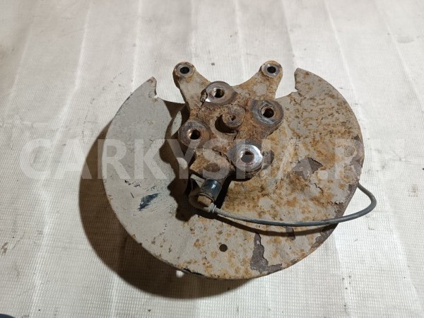 Кулак поворотный задний правый Mazda 6 