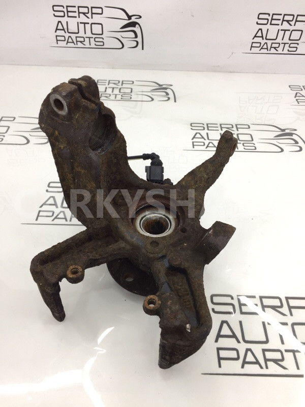 Поворотный кулак правый Skoda Octavia A5 BSE 2011 Skoda Octavia 