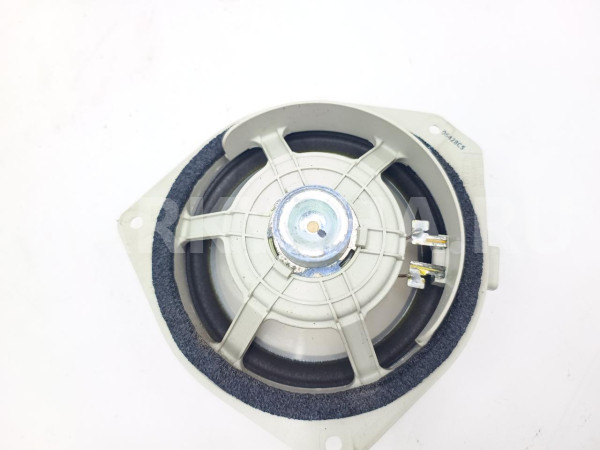 Динамик Subaru Tribeca 2006 86301XA04A WX EZ30, передний правый Subaru Tribeca 