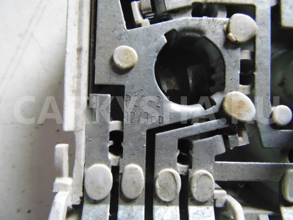Плата заднего фонаря Audi A6 C4 B5831BL Audi A6 оригинальный номер THKG1