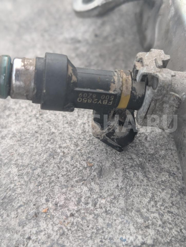 Форсунка топливная Nissan Qashqai оригинальный номер 16600EN200