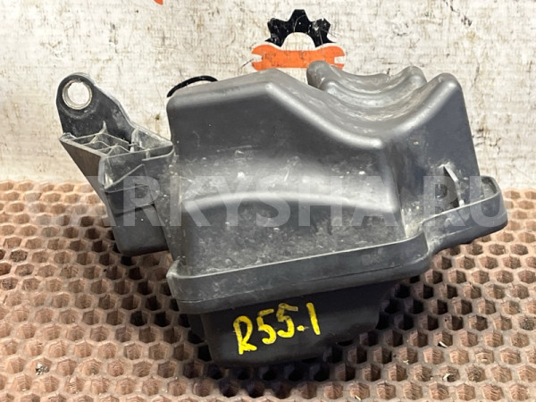 Вакуумный ресивер Mini Clubman оригинальный номер 11 65 7 560 916, 11 65 7 560 916, 11657560916, 7560916