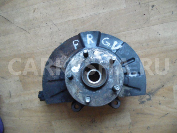 Поворотный кулак Suzuki Grand Vitara II (2005—2008) Suzuki Grand Vitara оригинальный номер 4511165J00