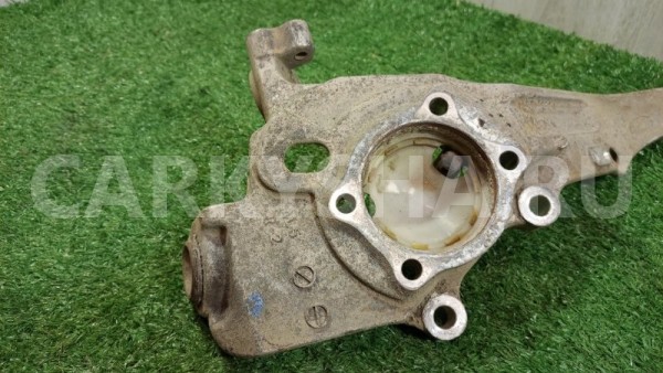 Кулак поворотный передний правый Nissan Skyline Nissan Skyline 