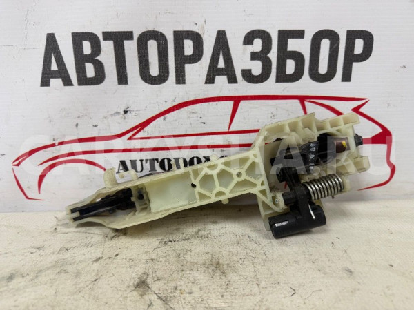 Ручка передней правой двери Hyundai Elantra 5 MD Hyundai Elantra оригинальный номер 826653X000