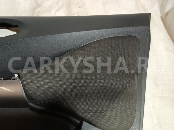 Обшивка двери передней правой Nissan Juke 
