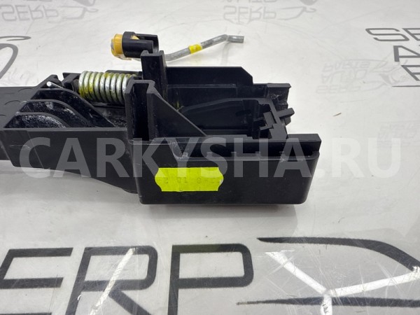 Крепление ручки двери переднее правое Kia Ceed CD Kia Cee'd 