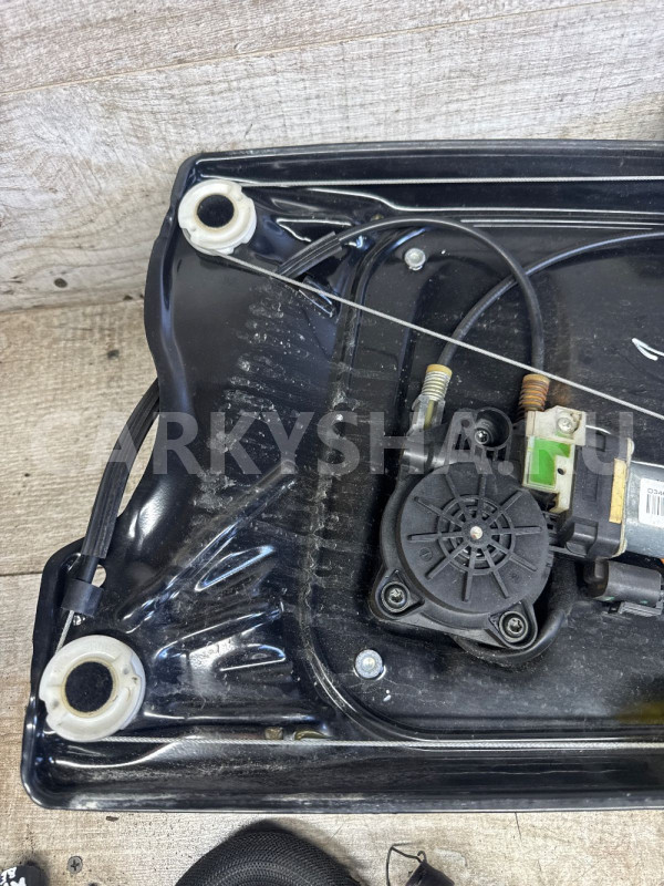 Стеклоподъемник передний правый  Freelander 2 Land Rover Freelander оригинальный номер D346900