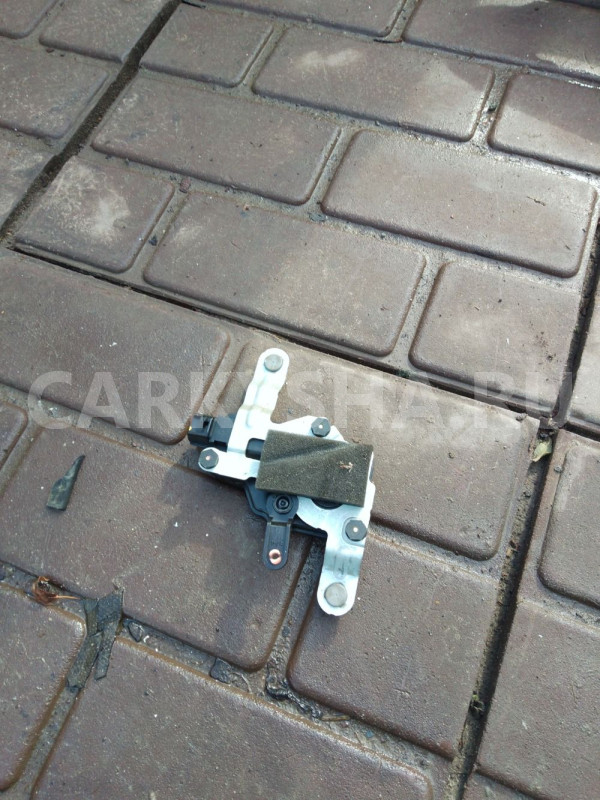 Активатор замка багажника Kia picanto  1 Kia Picanto оригинальный номер 957500700