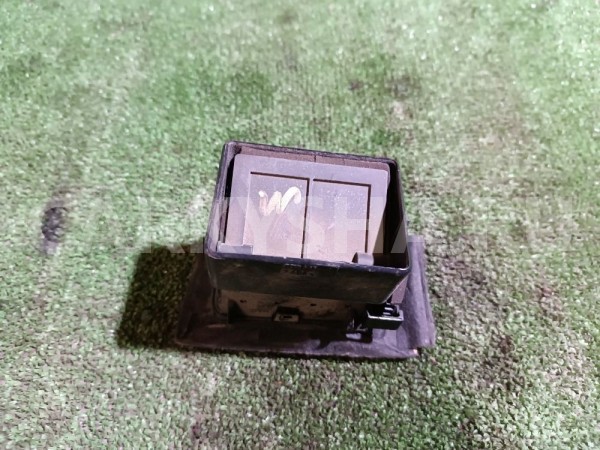 Дефлектор воздушный Rover 200 