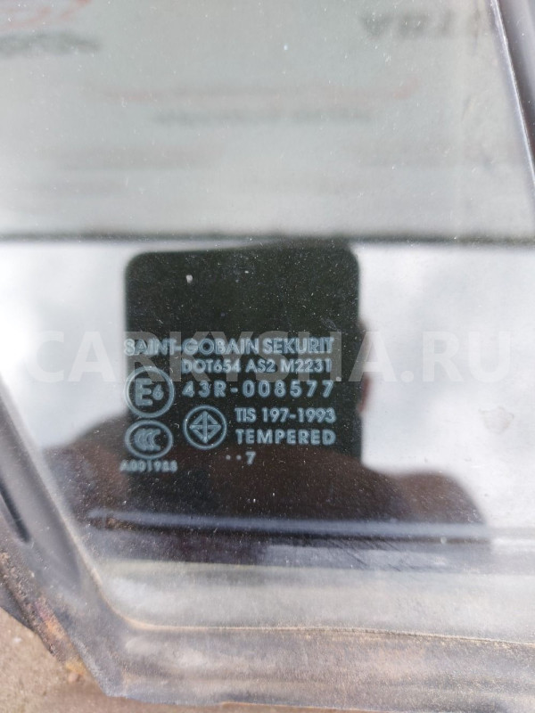 Форточка двери задней правой Mazda 3 BK Mazda 2 оригинальный номер BN8V72661A