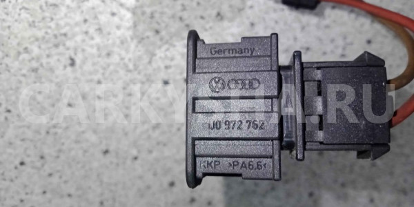 Гнездо прикуривателя Volkswagen Passat B6 (2005—2010) Volkswagen Passat оригинальный номер 3C0919299