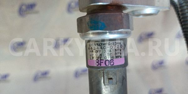 Датчик давления конд-ра Toyota Rav4 2004 новый Toyota Land Cruiser оригинальный номер 443440-0720
