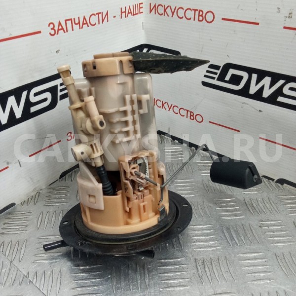 Насос топливный Toyota Noah 