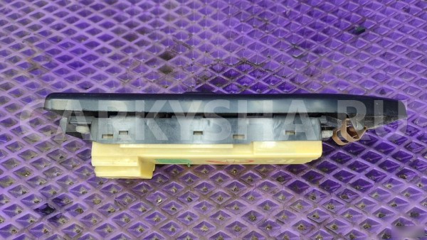 Блок управления стеклами Nissan Terrano WD21 Nissan Terrano 