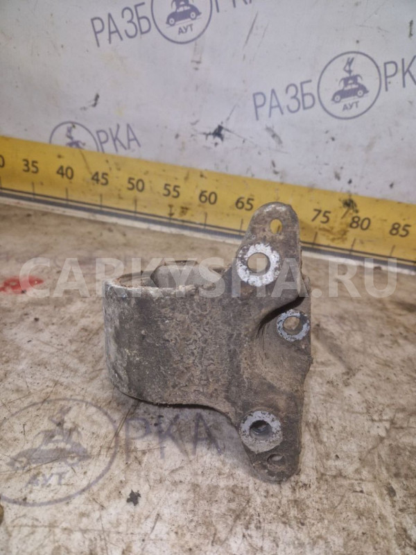 Подушка двигателя правая Nissan Bluebird EU14 Nissan Bluebird оригинальный номер 112102J210