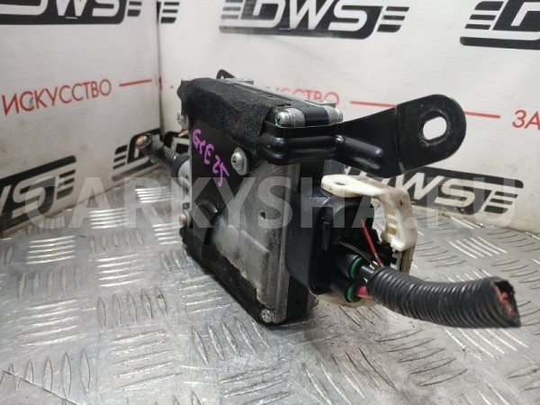 Блок управления рулевой рейкой Lexus IS 