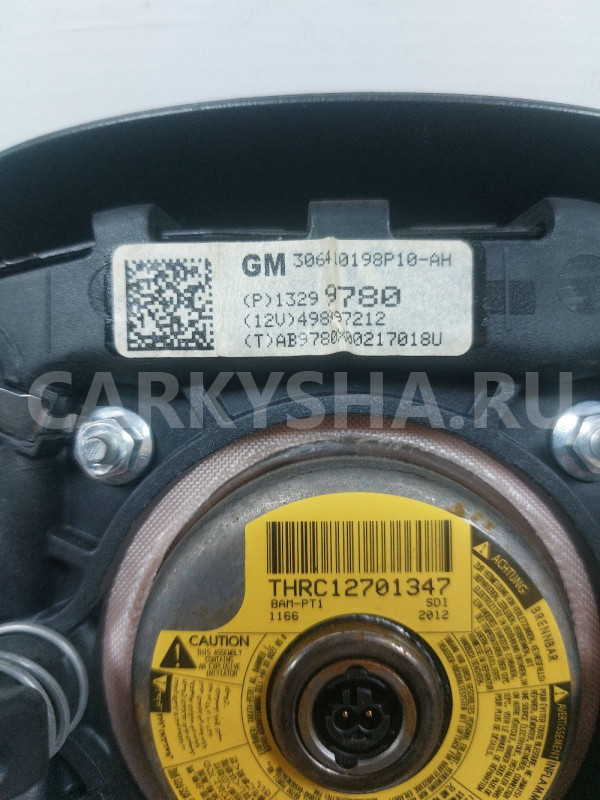 Подушка безопасности водителя Opel Astra J Opel Astra оригинальный номер 13299780