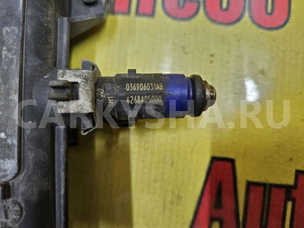 Рейка топливная (рампа) SEAT Ibiza 