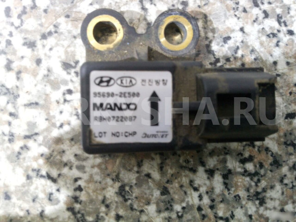 Датчик ускорения 956902E500 Хендай Туксон Hyundai Tucson оригинальный номер 956902E500