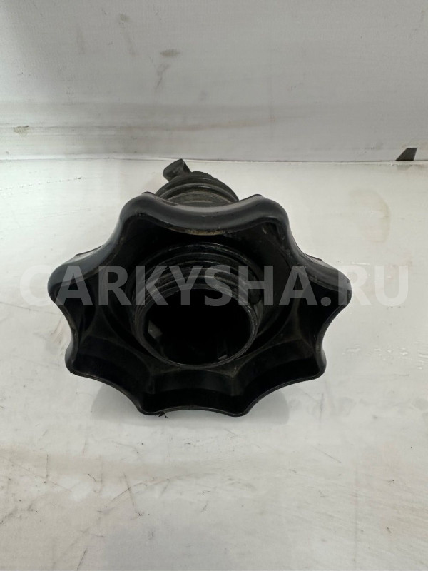 Болт крепления запасного колеса VW Golf plus Skoda Octavia оригинальный номер 1k0803899d
