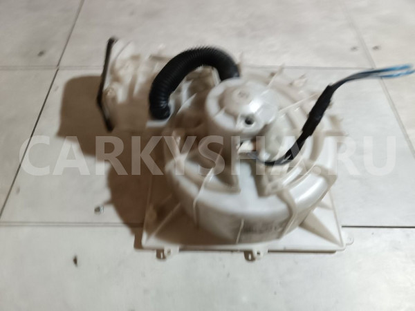 Моторчик отопителя Nissan Sunny оригинальный номер 272004M461