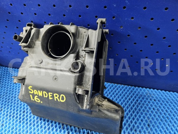 Корпус воздушного фильтра Renault Duster Logan Renault 14 оригинальный номер 8200420862