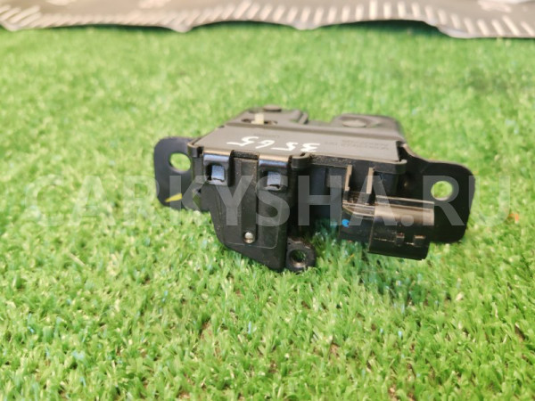 Замок багажника Nissan Terrano 2018 905039326R F4R Nissan Terrano 
